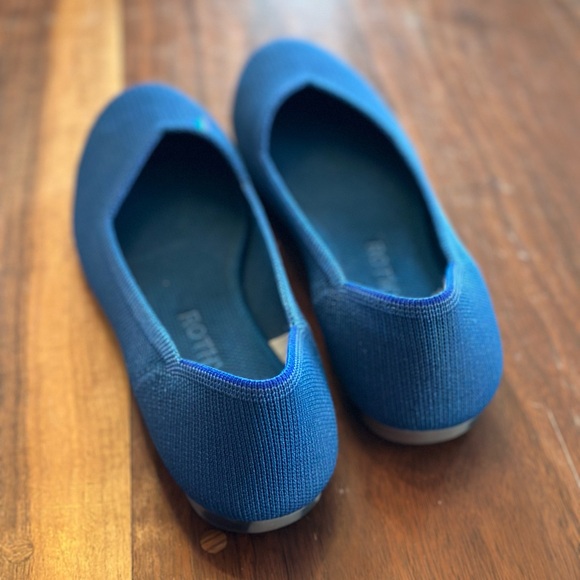 Ocean Blue Rothy’s. - Picture 5 of 8